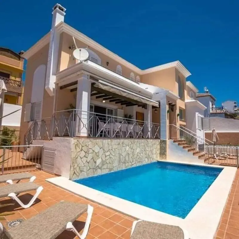 Villa en Venta Nerja 6 Dormitorios 6 Baños Piscina Privada