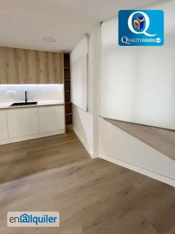 Piso en Alquiler Centro Alicante Maisonnave Reformado