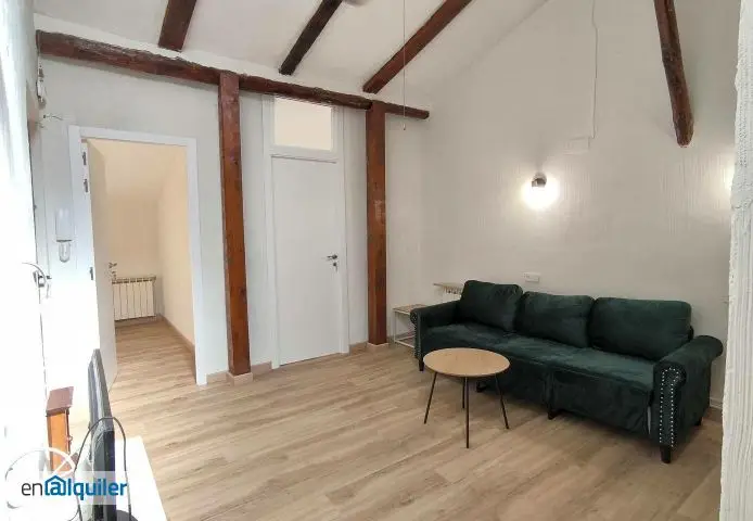 Piso en alquiler estudiantes reformado. Centro