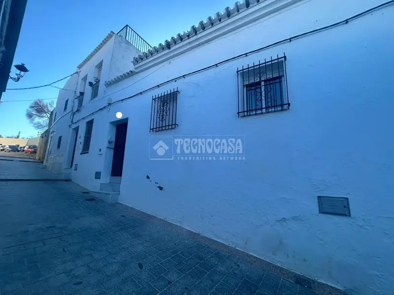 Casa en venta en C San Anton amplia y reformada