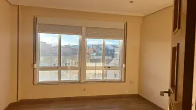 Piso en venta en Porta Nova