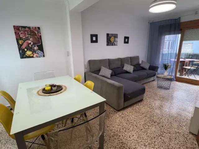 Piso de 3 Dormitorios alquiler El Campello, España