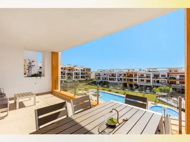 Apartamento en Venta Orihuela Jardin Piscina Ascensor Cerca de la Playa