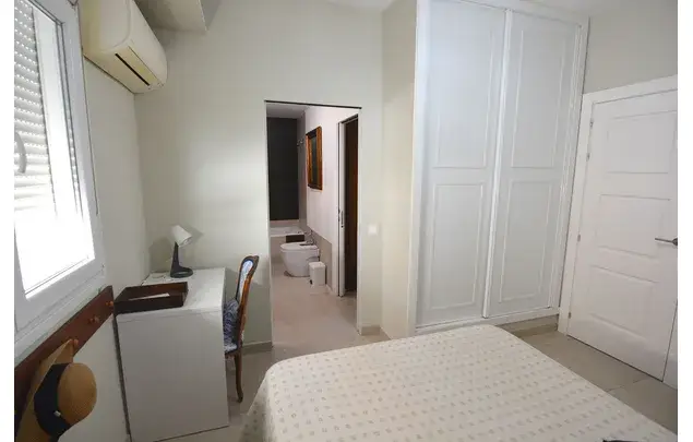 Apartamento 4 Dormitorios Malaga Centro Historico