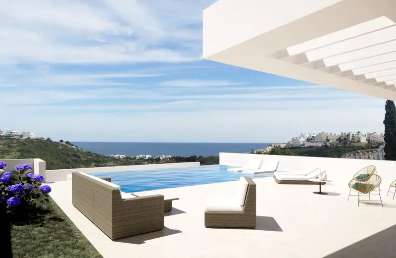 Villa de Lujo en Casares con Vistas al Mar 4 Dormitorios