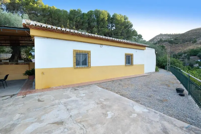 Finca Rural en Conchar Villamena Granada