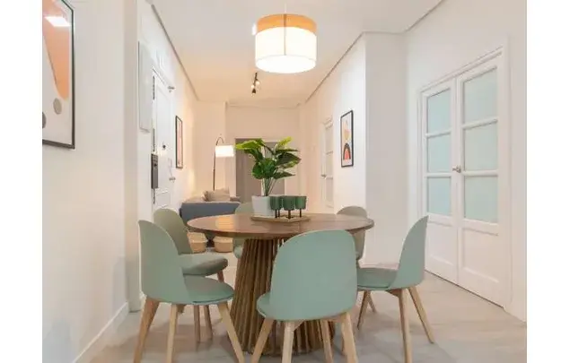 Alquiler Habitaciones Madrid: Piso Amueblado 7 habitaciones