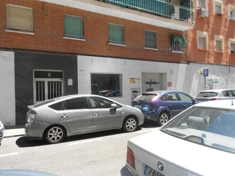 venta Local Comercial en Pradolongo, Usera (104369947)- Globaliza