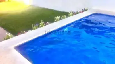 Casa en Venta Almodovar del Campo 3 Plantas Piscina y Garaje