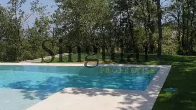 Chalet en Les Pinediques con Piscina y Garaje para 3 Coches