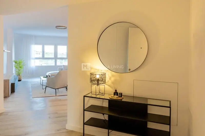 Apartamento 4 Dormitorios Nueva Andalucía Málaga