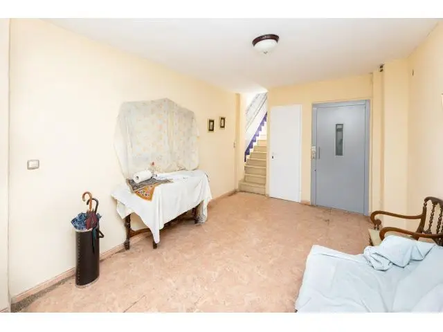Local + Vivienda en Avda Cadiz La Granada oportunidad única