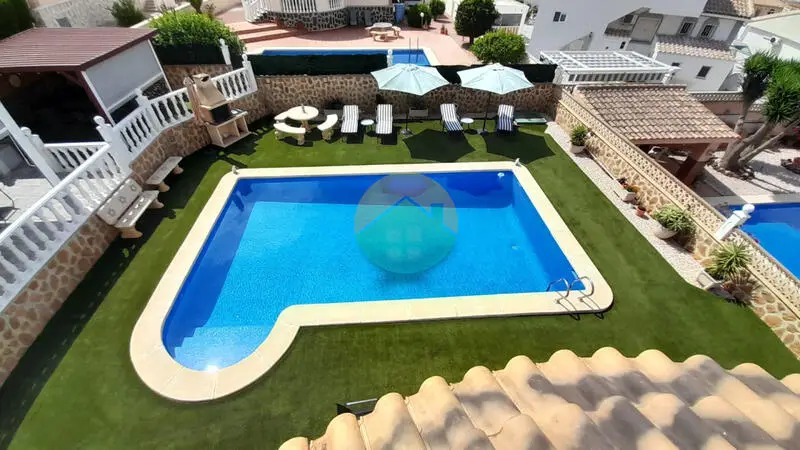 Villa 3 Dormitorios Camposol Murcia Golf Piscina Jardin