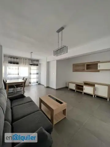 Alquiler Piso Amueblado 3 Dormitorios 2 Baños Centro Motril