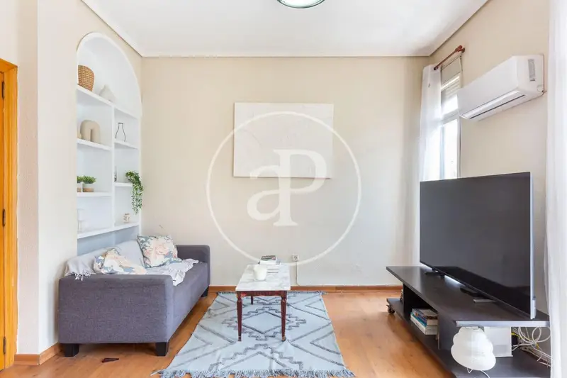 Apartamento en venta en Juan Llorens Valencia