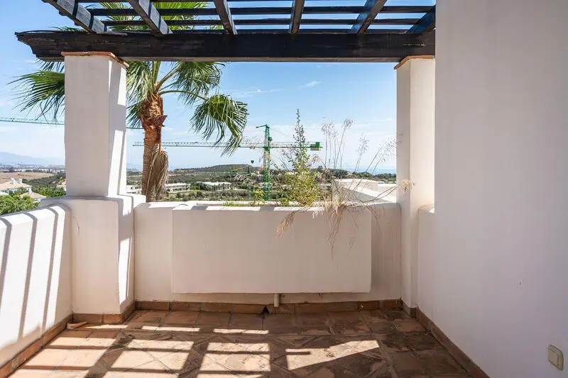 Atico en Casares Playa con Vistas al Mar y Golf