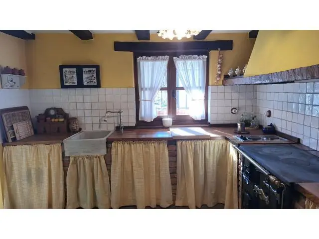 Casa Rustica en Picos de Europa con Chimenea y Merendero