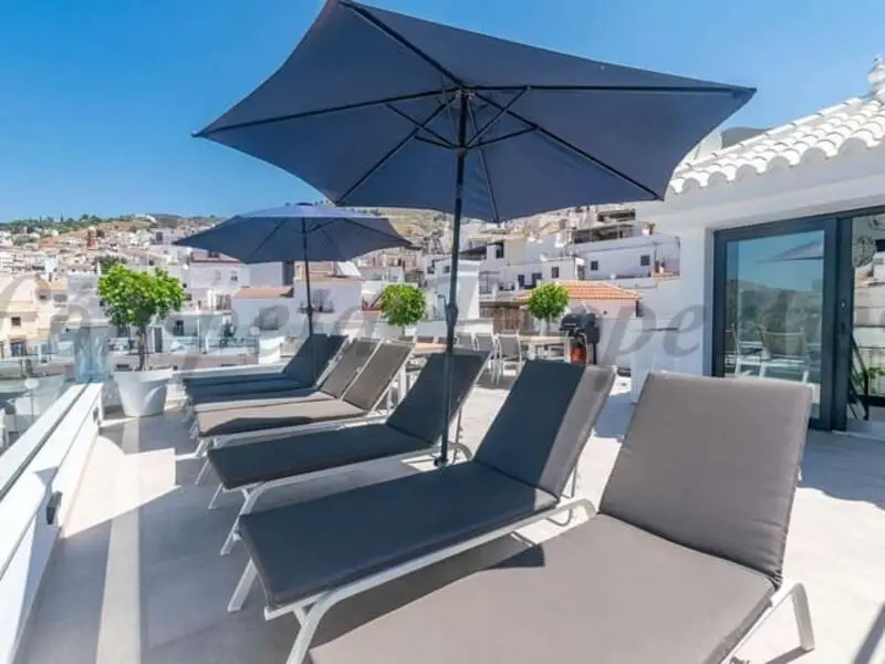 Apartamento 2 Dormitorios Alquiler Largo Plazo Competa Malaga