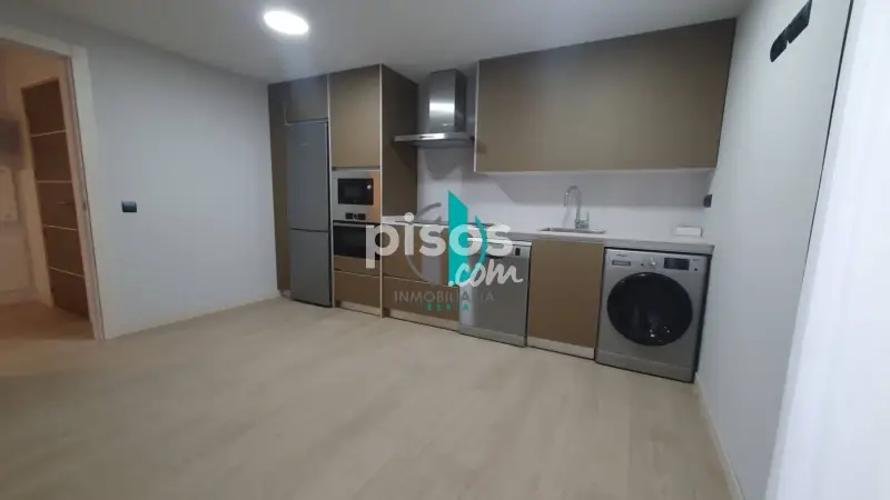 Apartamento en alquiler en Calle Rio Ebro