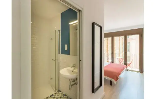 Apartamento 3 Dormitorios 97m2 Barcelona El Raval