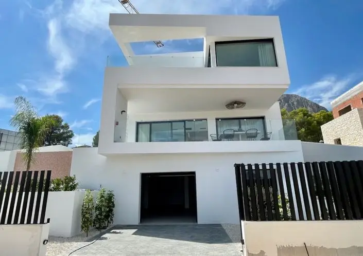 Villa de Lujo 3 Dormitorios Polop