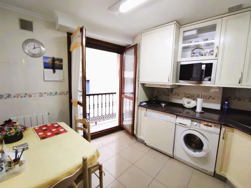 Piso en venta en el centro de Eibar 2 habitaciones 2 baños