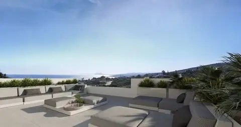 Casa Adosada en Marbella con Vistas Panorámicas