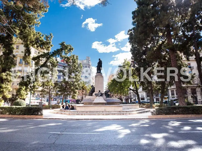 Apartamento en alquiler en Gran Via Valencia Eixample