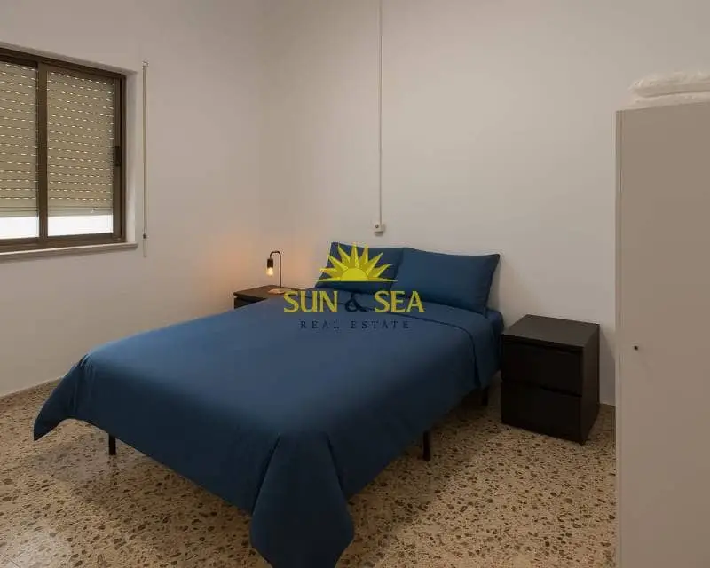 Apartamento en Alquiler Santiago de la Ribera 5 Dormitorios Cerca de la Playa