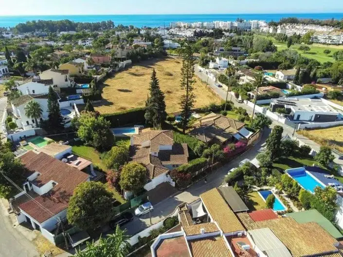Villa 5 Dormitorios en Venta Marbella