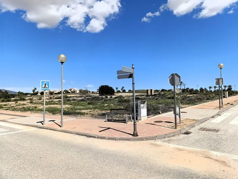 6 Parcelas Urbanas en Campo de Golf Fuente Alamo
