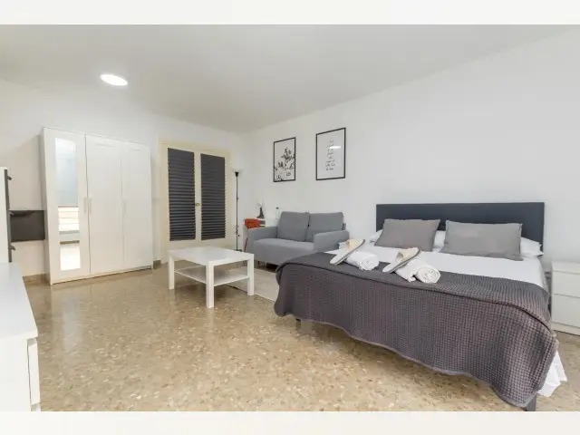 Habitacion Alquiler Malaga Apartamento Compartido Estudiantes Profesionales