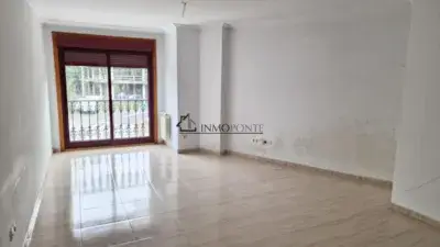 Piso en venta en Calle Rúa 15