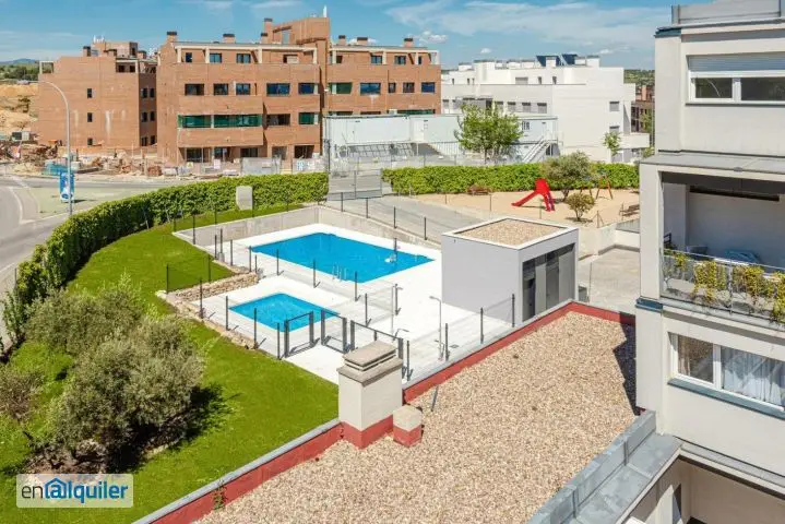 Alquiler Piso 2 Dormitorios Colmenar Viejo Garaje Trastero Piscina