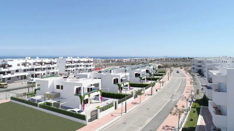Chalet Adosado en San Juan de los Terreros con Piscina Opcional