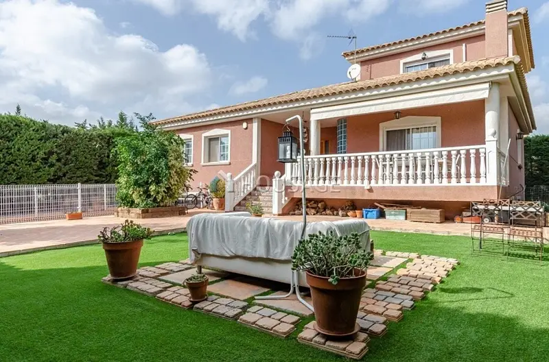 Chalet en venta Molina de Segura La Alcayna