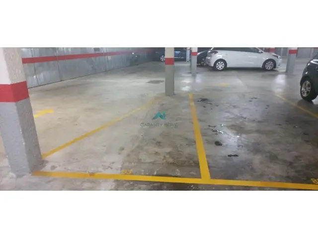 Plaza de Garaje en Santo	ña 9m²