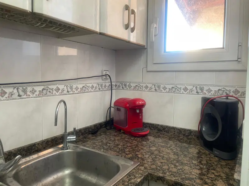Atico en venta en Manresa 3 habitaciones 1 bano terraza 20m2