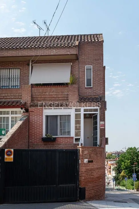 Casa en Alquiler Madrid 3 Dormitorios 2 Baños