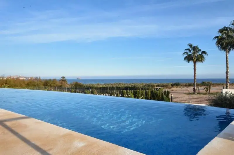 Apartamento en San Juan de los Terreros 3 Dormitorios 2 Ba	nos Vistas al Mar