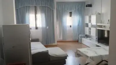 Piso en venta en Villatobas 2 dormitorios terraza garaje trastero
