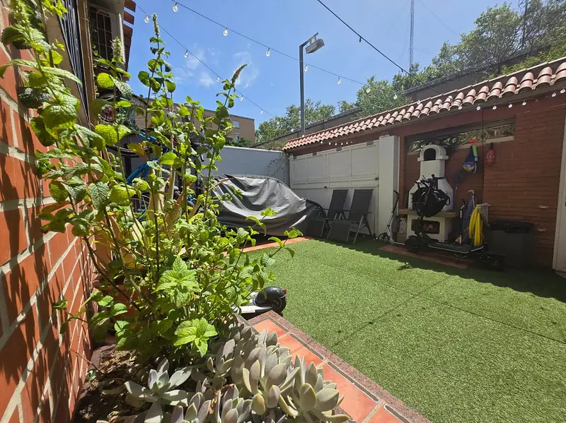 Chalet Adosado en Barcelona Cerca de la Playa
