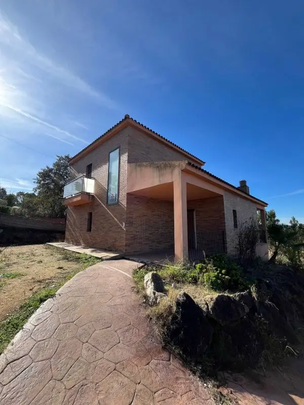 Casa Unifamiliar 281m2 Vidreres 4 habitaciones 3 baños