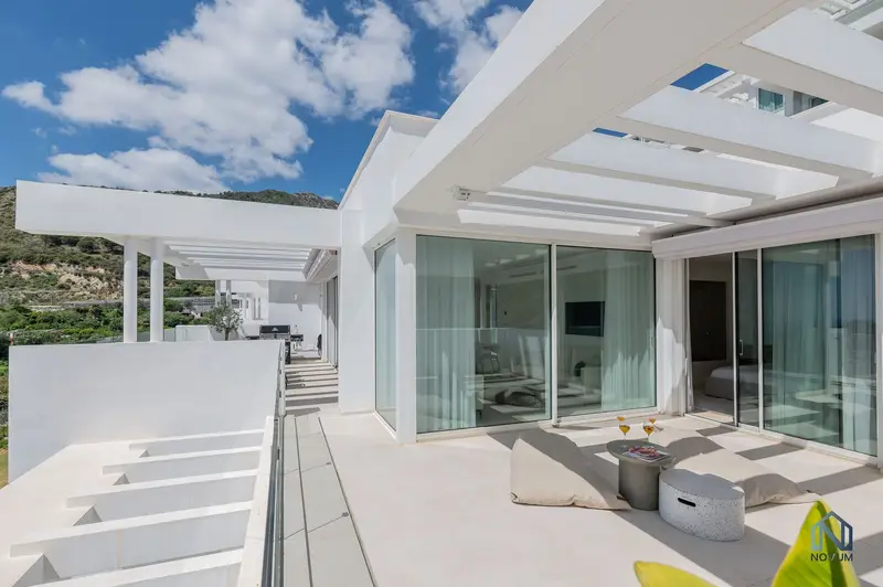 Piso de 3 Dormitorios en venta Ojén, España