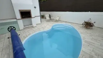 Casa Pareada en Bormujos Zona Universitaria con Piscina