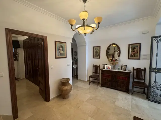 Casa Villa 5 Dormitorios Olvera Espa	
	
	
	
a