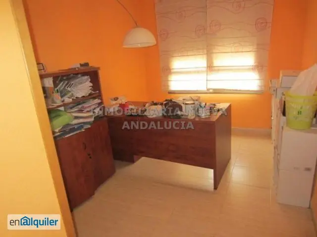 Alquiler piso amueblado con garaje y ascensor Ciudad Jardin