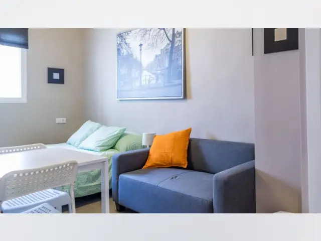 Alquiler Habitacion Apartamento 5 Dormitorios L Eixample Valencia