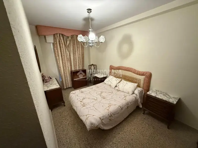 Piso en venta en Jaén zona El Valle 81m2 3 habitaciones