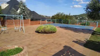 Chalet en Venta Vallirana 8 habitaciones 3 banos